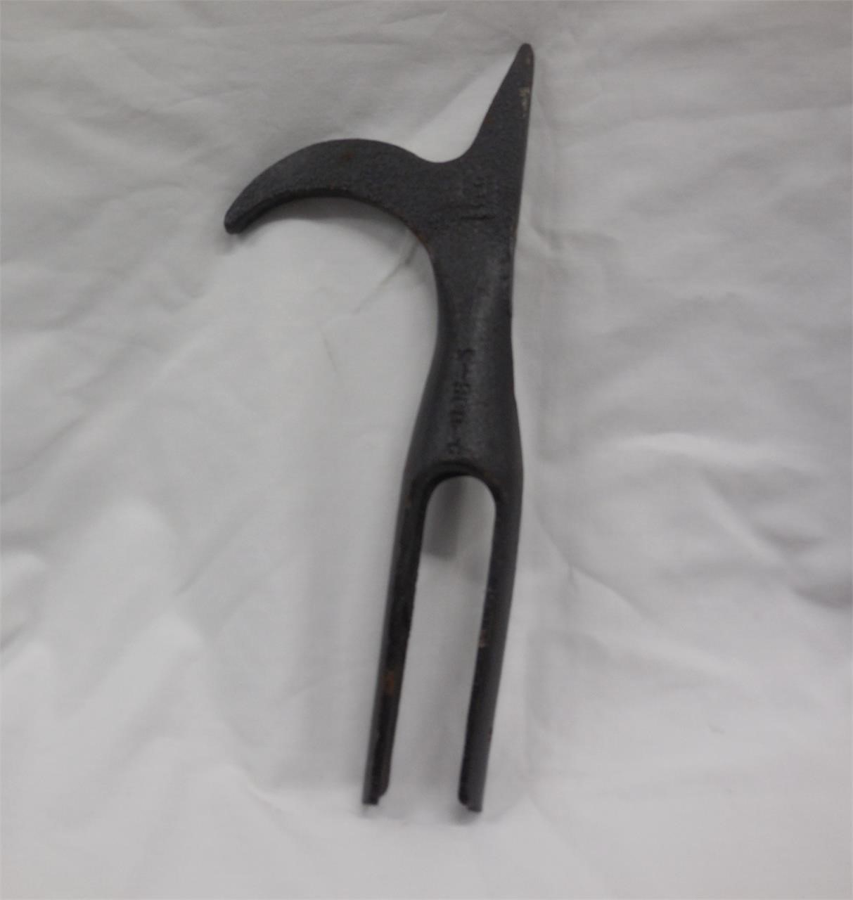 Pole Hook